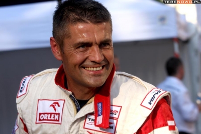Z Krzysztofem Hołowczycem rozmawiamy o BMW X-Raid i rajdzie Dakar 2011
