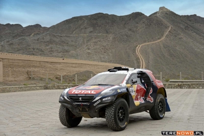 Podwójny triumf Peugeotów 2008 DKR w China Silk Road Rally 2015